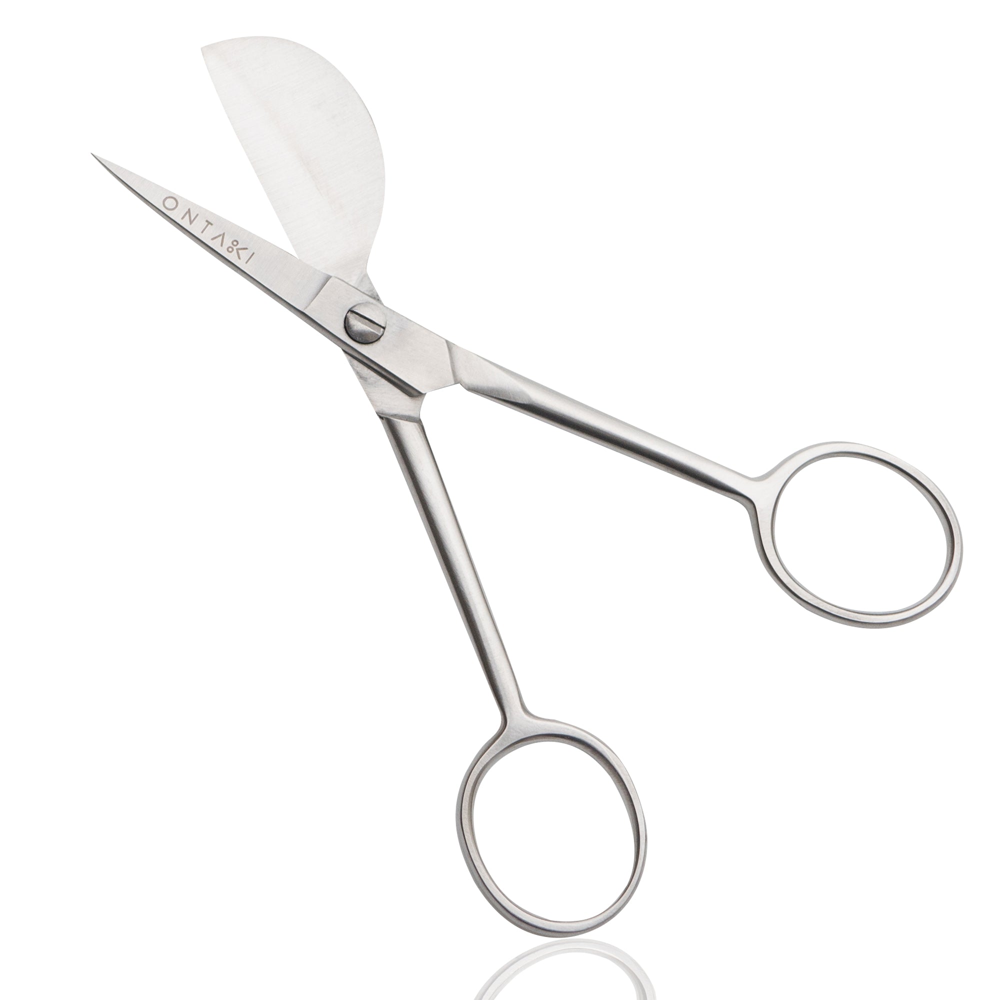 Duckbill Scissors 4.5", carbon steel, ideal for fabrics and needlework.
